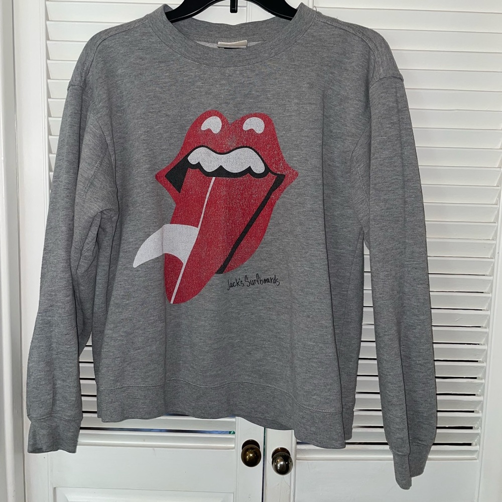 Grey crew neck